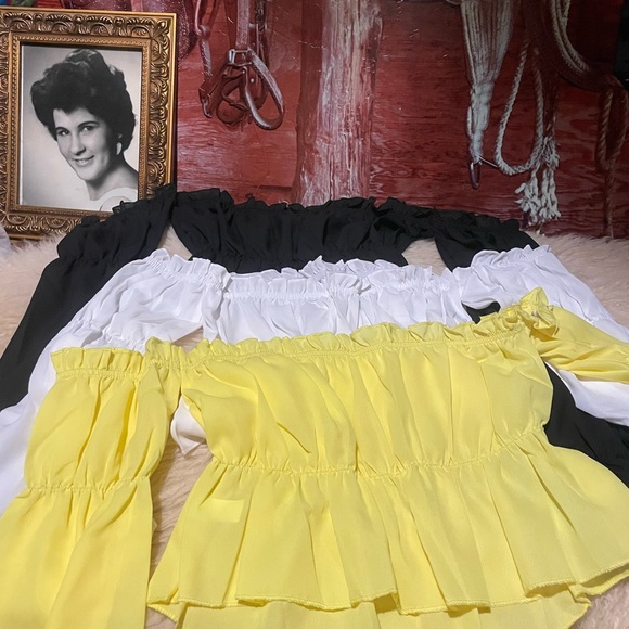 Free!!! Bundle of 3 new peasant crop tops - Picture 11 of 11